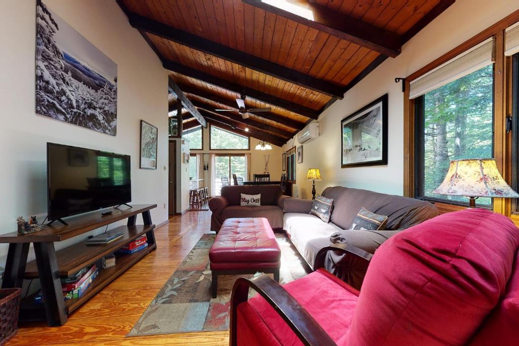 Eidelweiss Village House | Shea Chalet