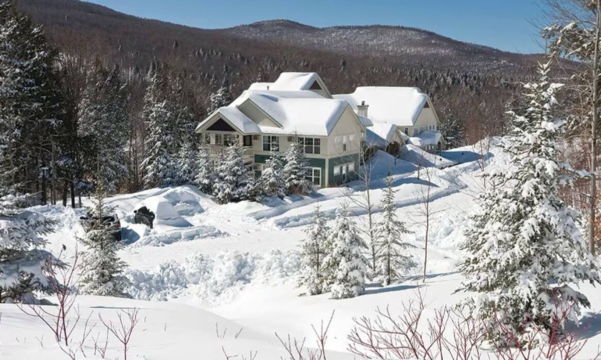 Jeffersonville Resort | Smugglers Notch Awarded #1 Resort in the East by SKI Magazine Reader Survey 2023
