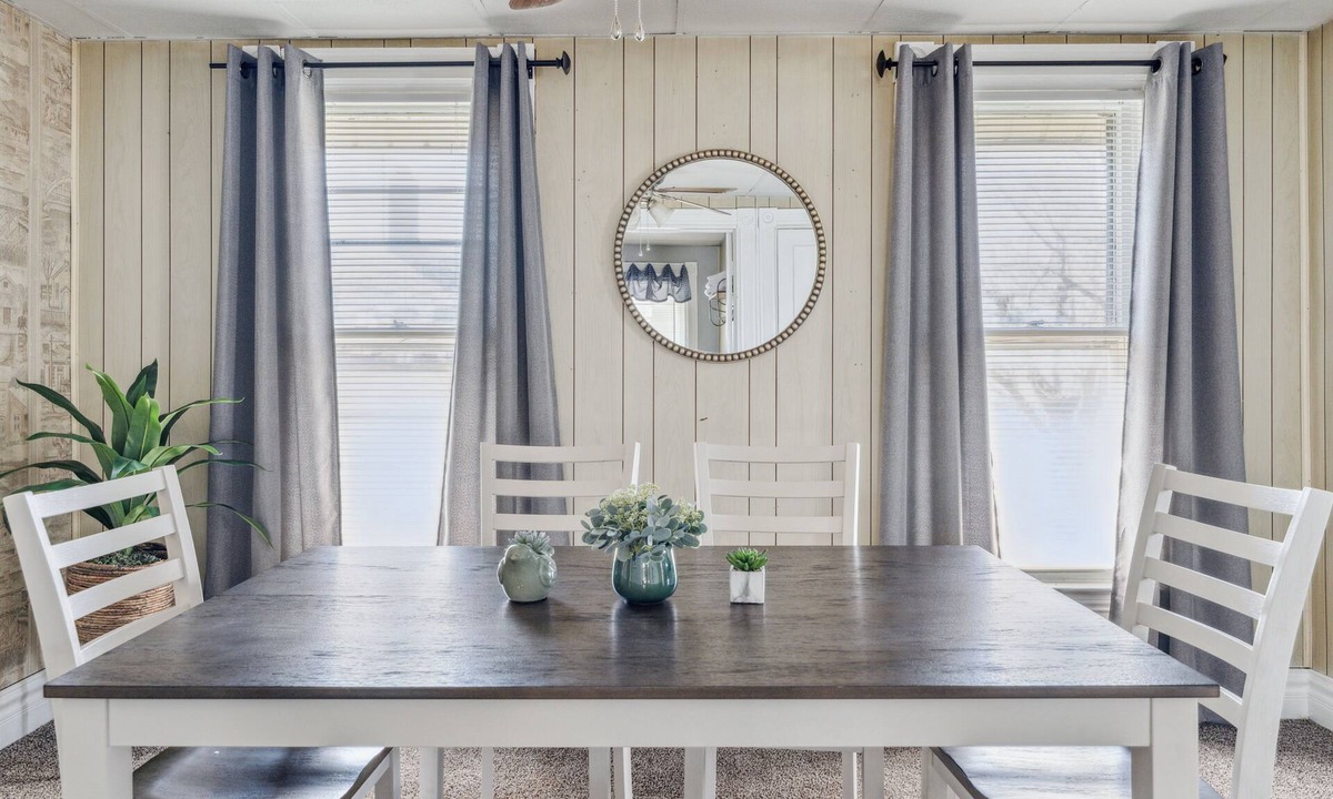 Niagara Falls House | Snug Escape Close To Niagara Falls 2 Bedroom Home