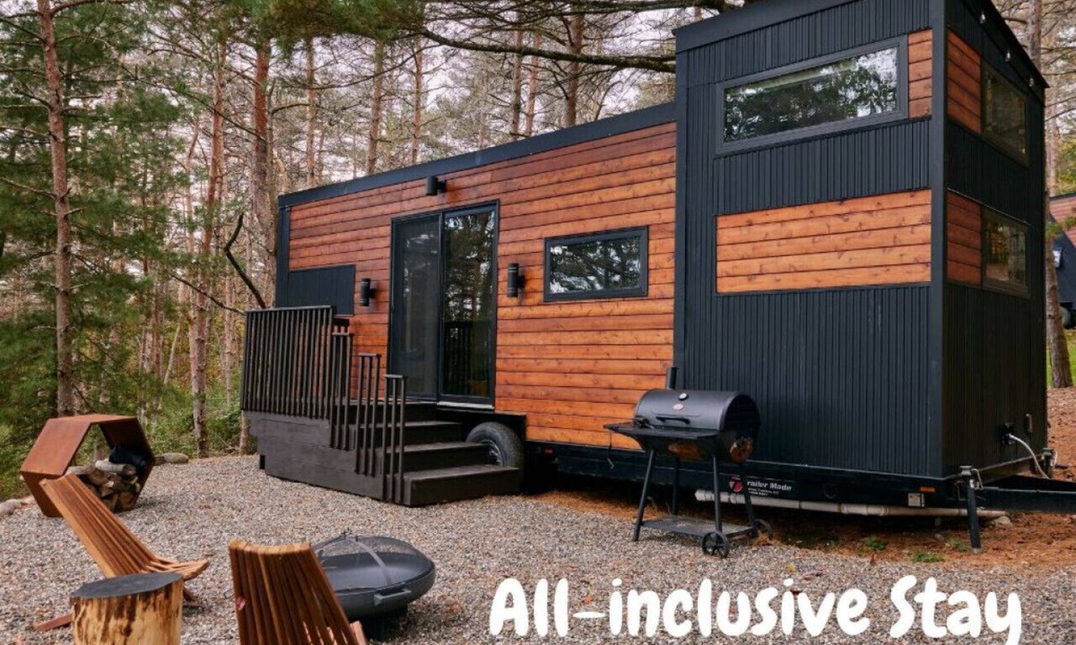 Cambridge House | Sowilo Pine House. All-inclusive food and drinks.
