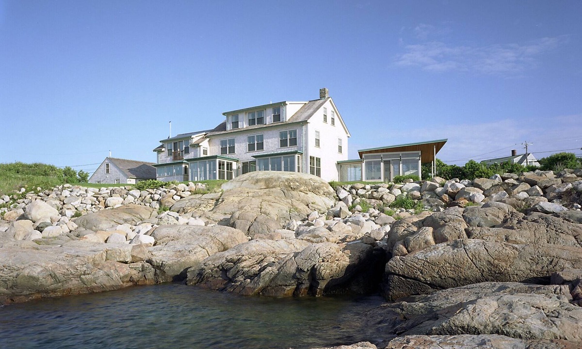 Rockport House | Spectacular, luxury waterfront property directly overlooking Sandy Bay.