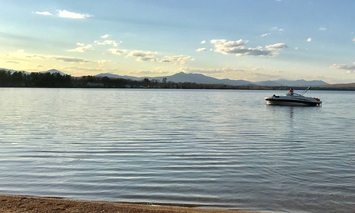 Center Ossipee House | Spectacular setting, majestic mountains, sandy waterfront& dock on Ossipee Lake