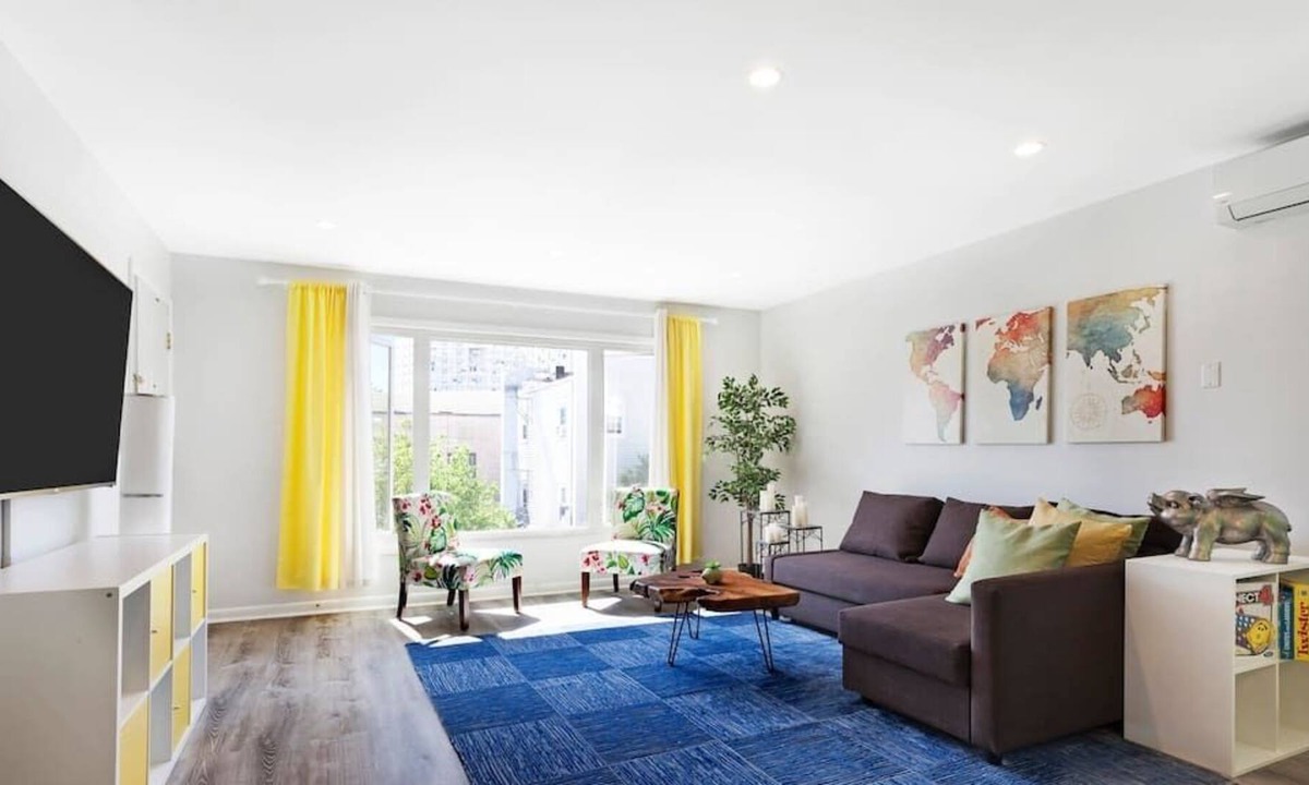 Guttenberg Apartment | Stunning 3 Bedroom Apt, 20 min to Midtown NYC