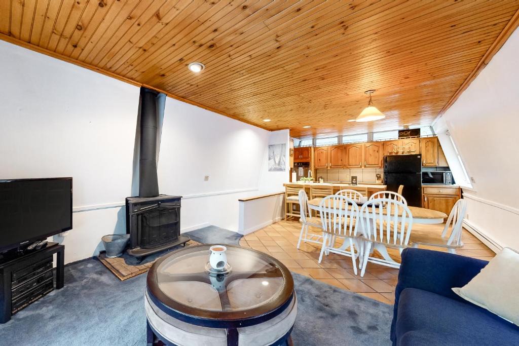 Warren House | Sugarbush Altitude Adjustment