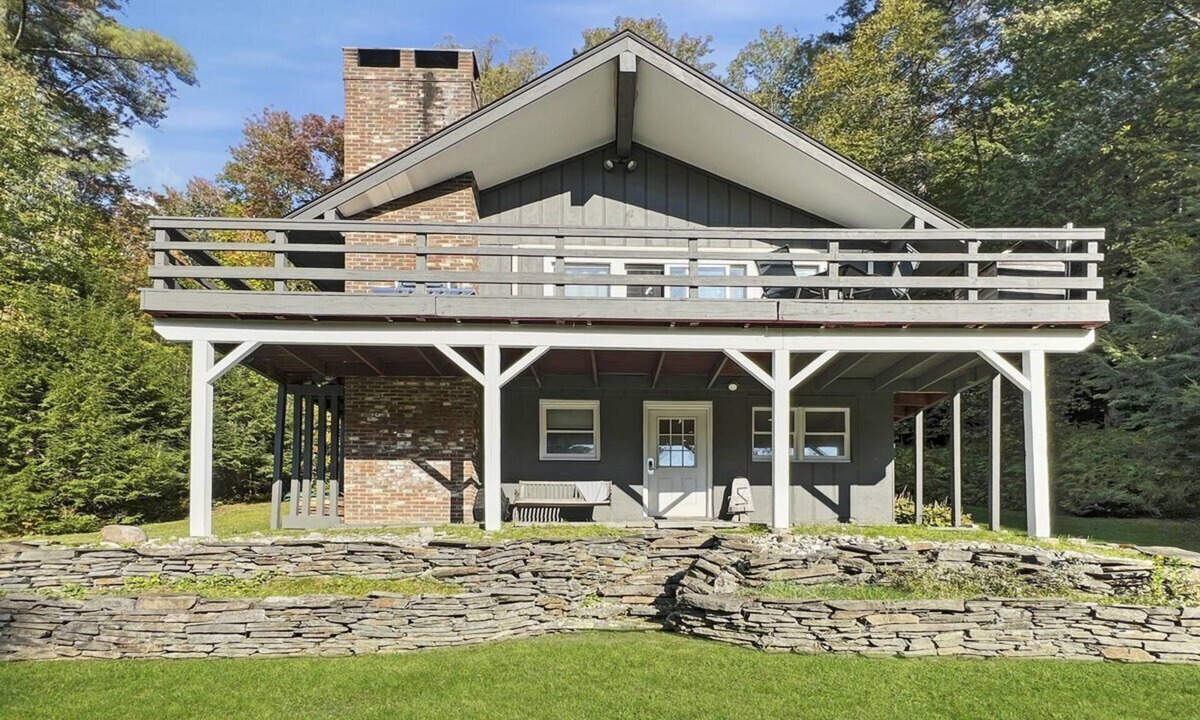 Life Vermont Person Min Killington | Stockbridge