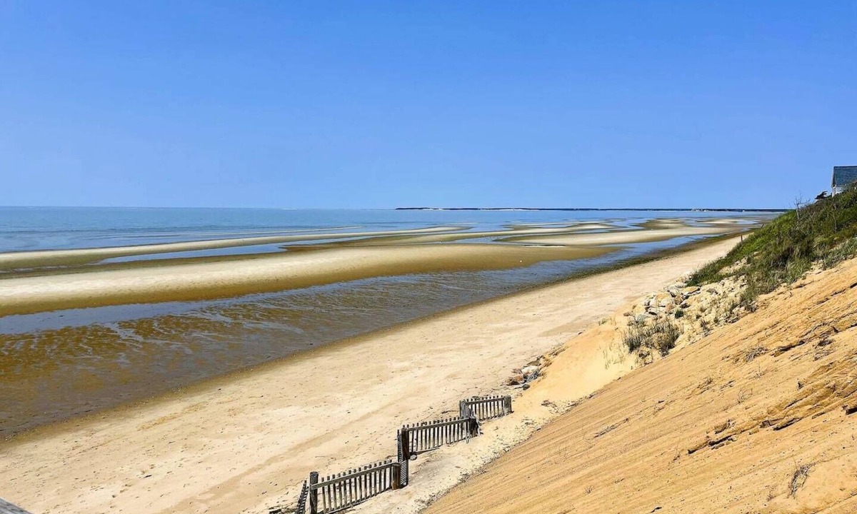 North Eastham Cottage | 🐚The Bay Cottage on Thumpertown Beach