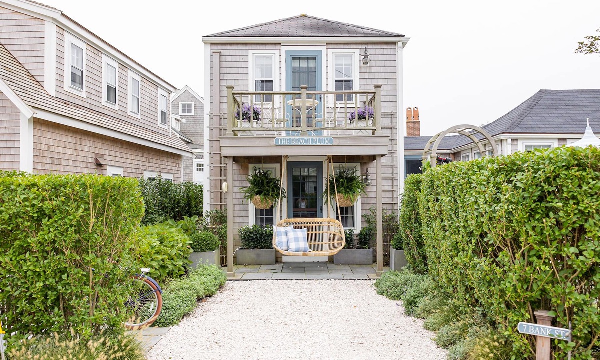 Siasconset House | The Beach Plum, a Cozy Sand Shack, as Featured on Magnolia Network