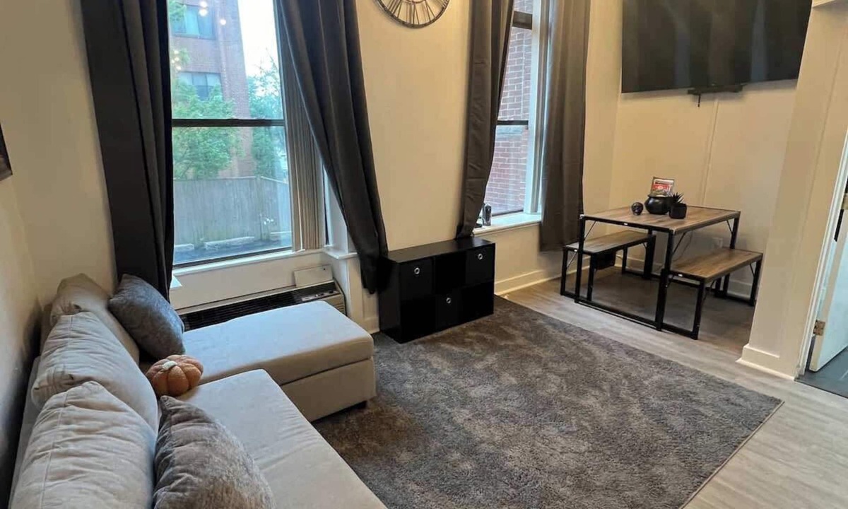 Salem Apartment | The Center of Downtown Salem's Haunted Happenings