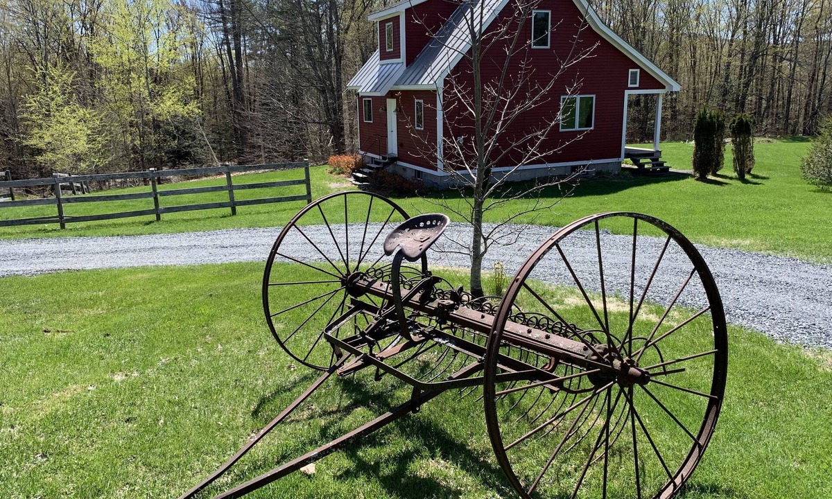 Reading Cottage | The Cottage on private gated 400 acre Reading Farms Estate