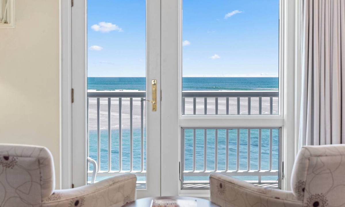 Ogunquit Hotel | The Sparhawk Oceanfront Resort