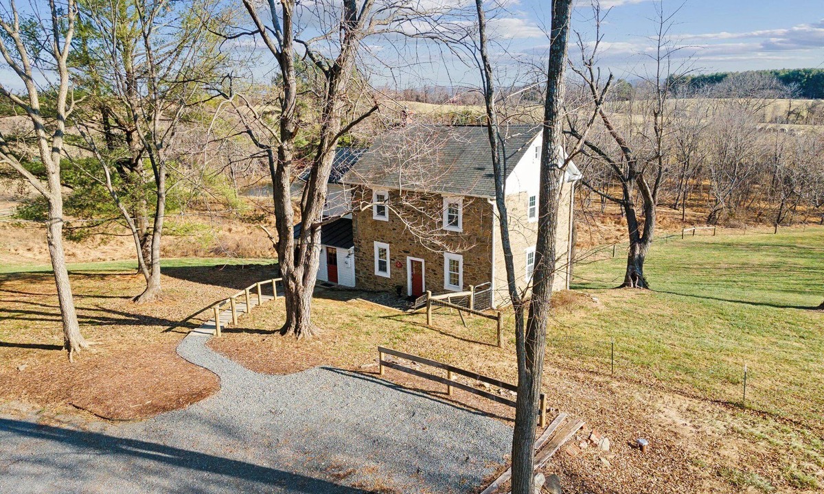 Waterford Other | The Spring House: Entire Home Rental on 74-acre, Scarlet Springs Farm