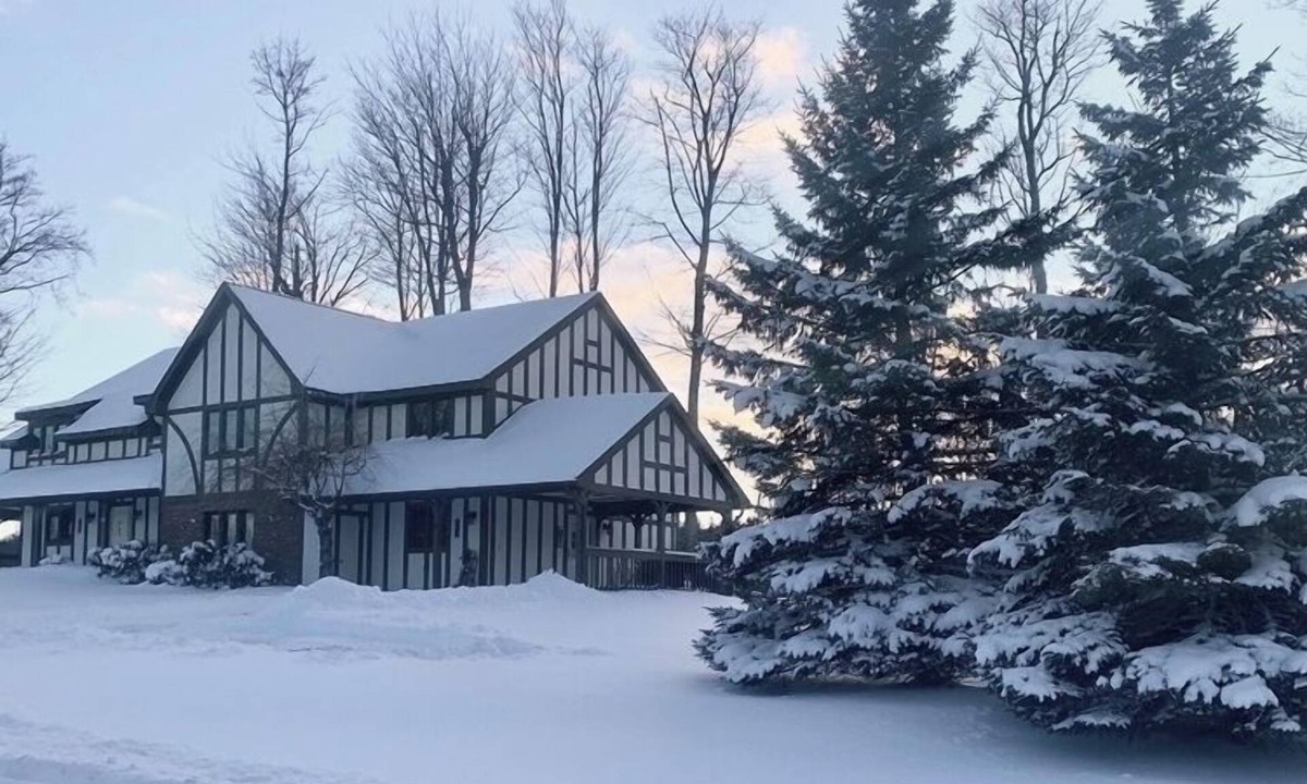 Clymer Condo | ✨TOP & CENTER Peek’n Peak KIKO SKI IN/OUT LIFT#3~SITUATED ON GOLF COURSE #9 TEE