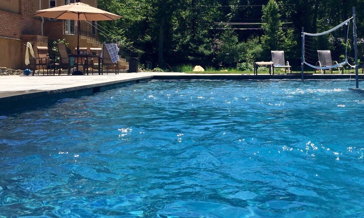 Southold House | Truly special! Huge North Fork Villa Great for multiple families- Walk to beach