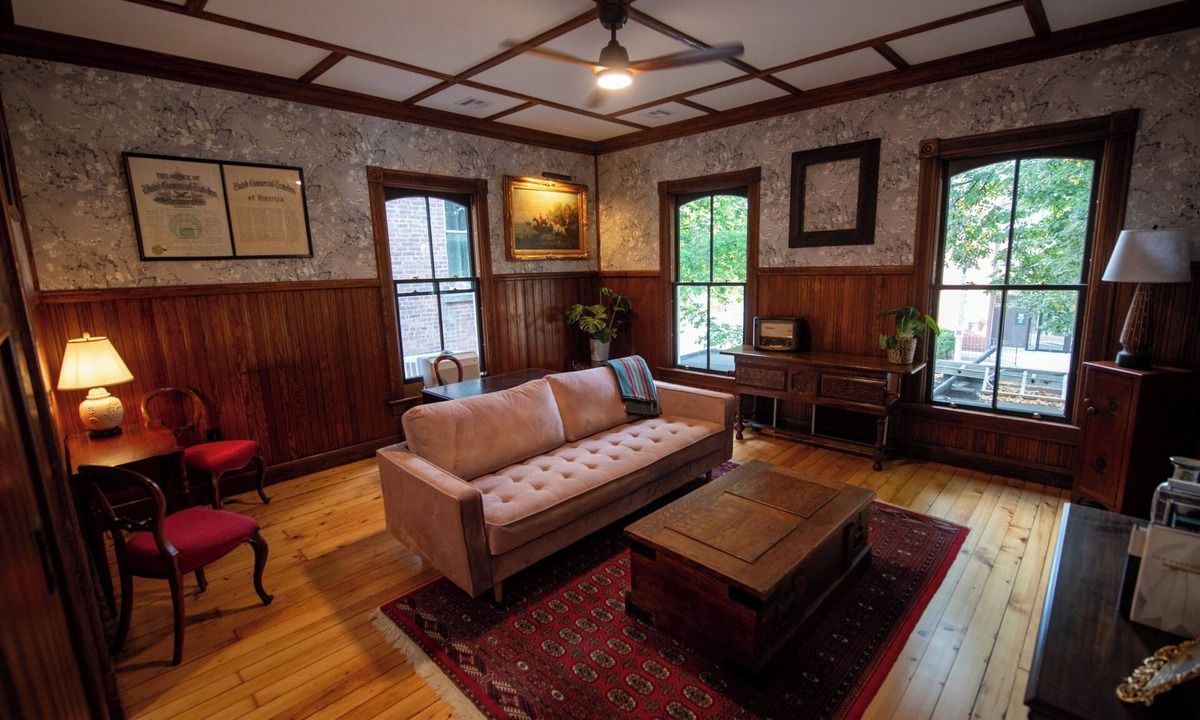 Bennington Apartment | Vermont Downtown Oasis - Two Bedroom in Picturesque Downtown