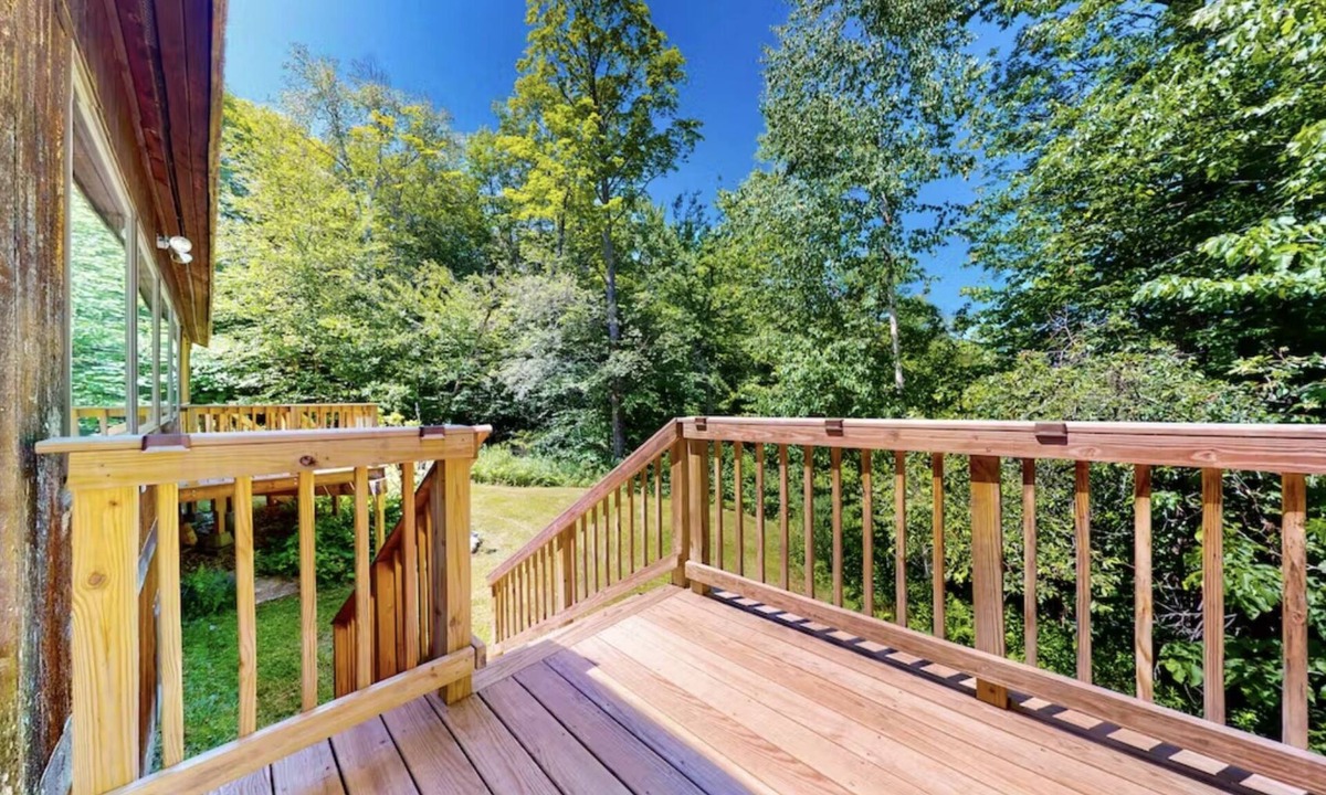 Ludlow House | Vermont Serenity By Okemo 5 Bedroom Home