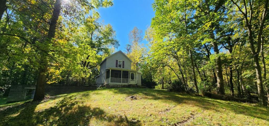 New Market House | Walnut Springs