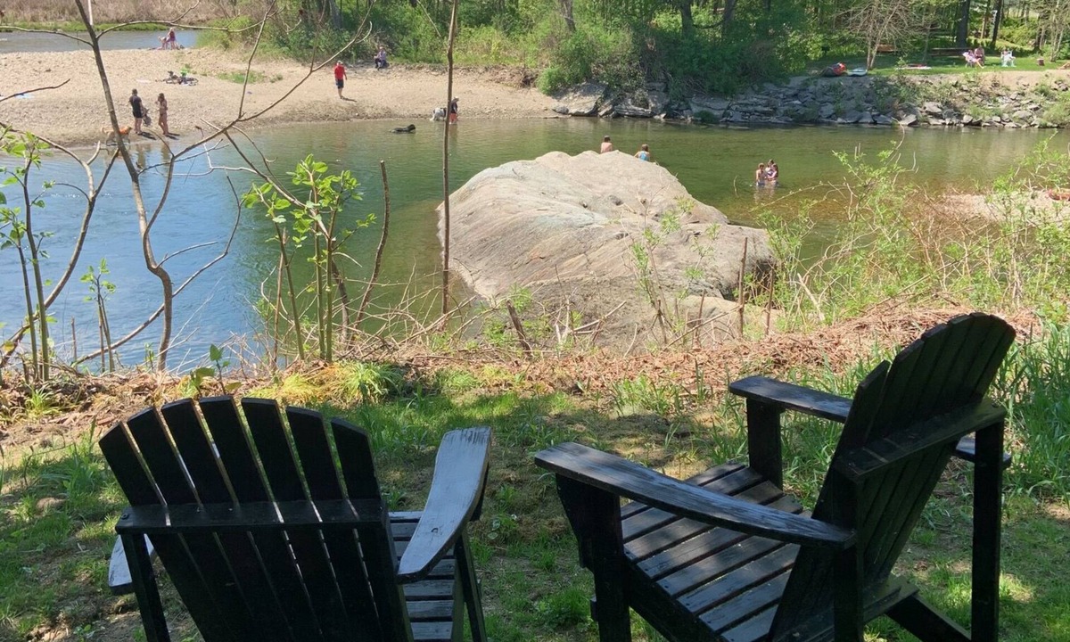 Waitsfield Other | Waterfront, Swimming Hotspot, Private Down Town Location, Farmhouse