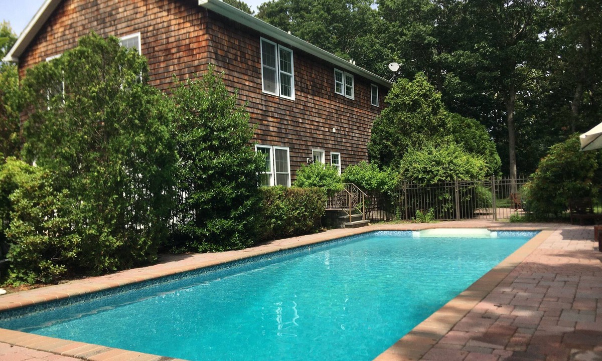 Westhampton Beach House | WHB Village,4200sqft,Traffic Free,Private Dr,40ft Heated Pool OPEN,Beach,Fam Fr