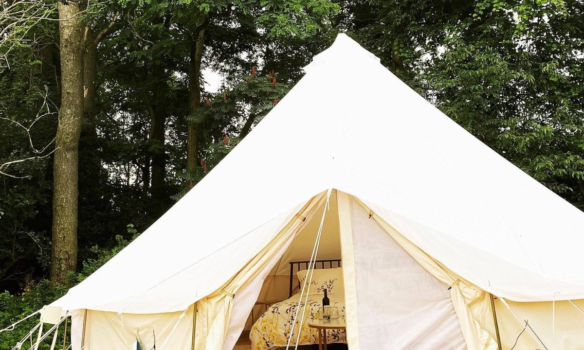 Lodi RV Rental | Wine Country Bell Tent w/King Bed