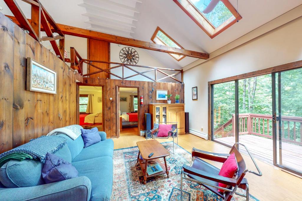 Central Vermont- Killington House | Woodward Grove
