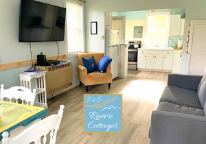 1st of 6 Premier Waterfront Vacation Rentals on Long Island NY in Wine Country of Famed North Fork