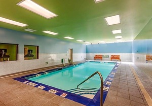 2-Star Hotel ∙ Holiday Inn Express Hauppauge-Long Island, an IHG Hotel