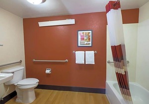 2-Star Hotel ∙ Red Roof Inn Salem