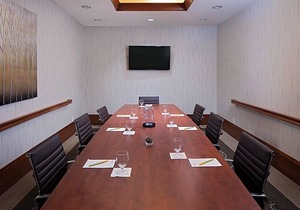 3-Star Hotel ∙ Hilton Garden Inn Portsmouth Downtown