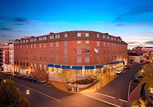 3-Star Hotel ∙ Hilton Garden Inn Portsmouth Downtown