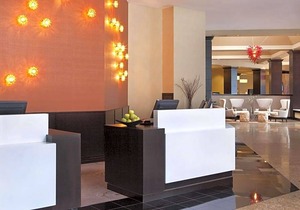 4-Star Hotel ∙ Sonesta White Plains Downtown