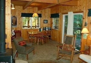 Apartment 32MBR Private Pet Friendly Cabin in Mount Baker/Glacier - 7 persons, 3 bedrooms