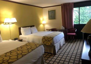 Baymont by Wyndham Queensbury / Lake George