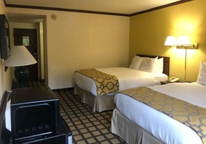 Baymont by Wyndham Queensbury Lake George