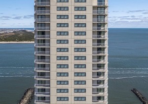 Beautiful 2 bedroom unit at resort, sleeps 6