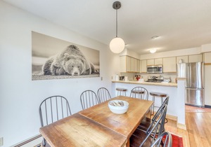 Charming, dog-friendly home with a private sauna, full kitchen, & furnished deck