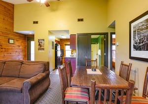 Christmas Mountain Village, Wisconsin Dells, 2 Bedroom Timber