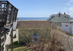 Come enjoy 7 miles of beaches in sunny OOB in this 2 bedroom condo!