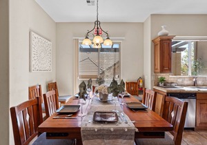 Coral Ridge 1924 | Dog Friendly with a Private Hot Tub & Beautiful Community Pools!