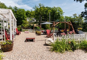 Cottage 8-9 - Year Round - Pet Friendly - Stand Alone 2 Bedroom/2 Bath
