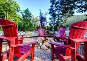 Cottage 8-9 - Year Round - Pet Friendly - Stand Alone 2 Bedroom/2 Bath