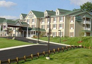 Country Inn & Suites by Radisson, Lake George (Queensbury), NY