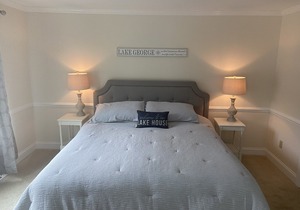 Cozy townhouse in the heart of Bolton Landing