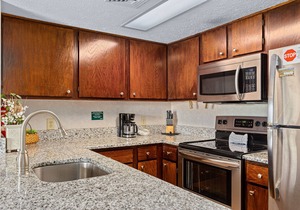 Deer Ridge E108 | Balcony, Resort Pools, Tennis + Picnic Area