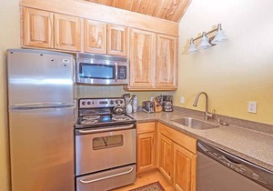 Deluxe Studio Condo with Private Boat Dock - Spend a Month In Tahoe!