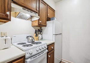 Deluxe Two Bedroom Suite on the 1st floor with outdoor heated pool 10506