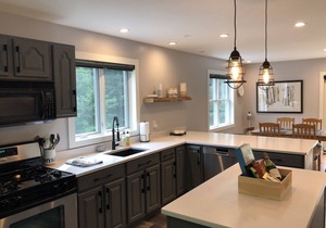 Discount for weeks August 17 & August 24 BOLTON LANDING - Beautiful, Quiet Home