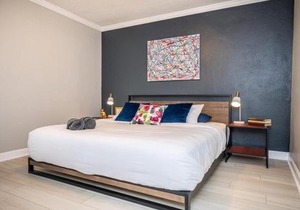Downtown! 24h Concierge! Private Balcony! 11K