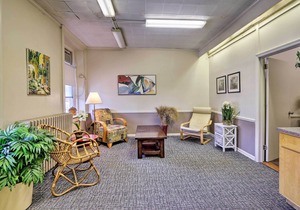 Downtown Mount Vernon Apt - 20 Mi to Vineyard
