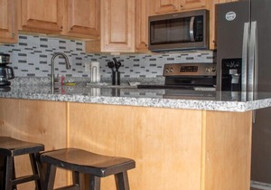 E103 · Winterplace Ski in Ski out condo First floor -E103