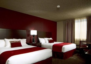 Enjoy Casinos And Nightlife! 4 Spacious Units In The Heart Of Laughlin! Bar!